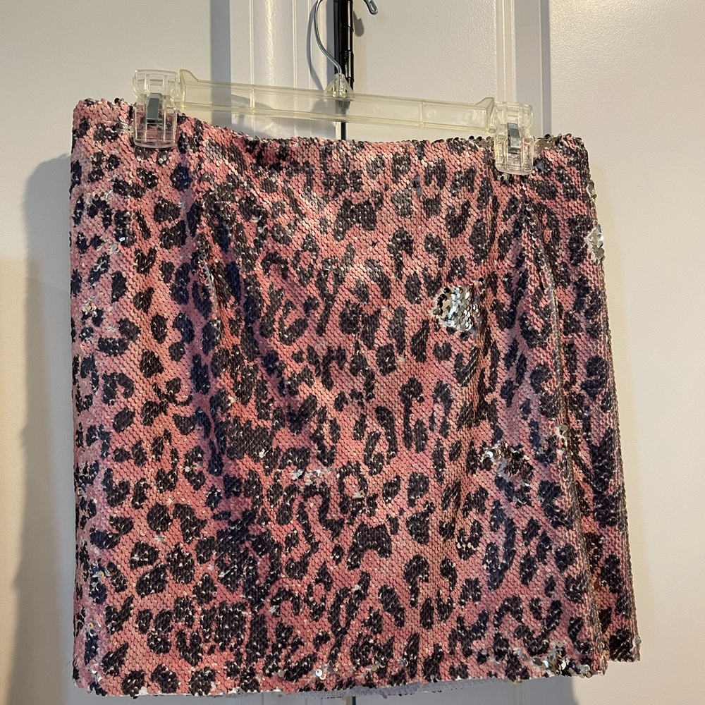 Free People pink leopard/cheetah sequin skirt!
